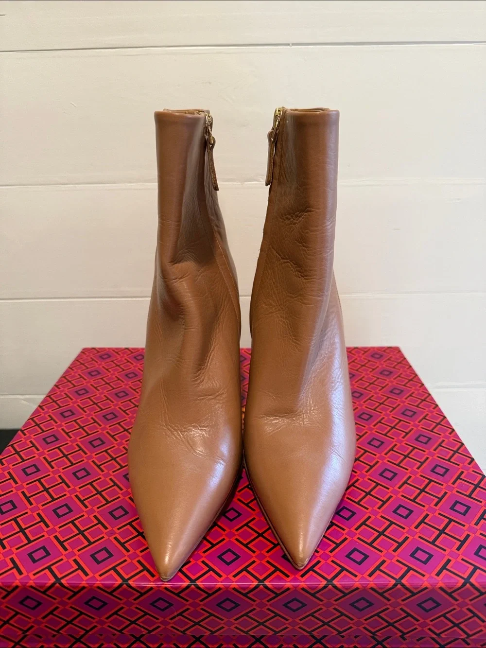 Tory Burch Gigi 70mm Stretch Ankle Boot in Fudge Size 7.5